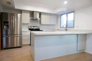 Main picture of 4591 S Mill Avenue Apartments
