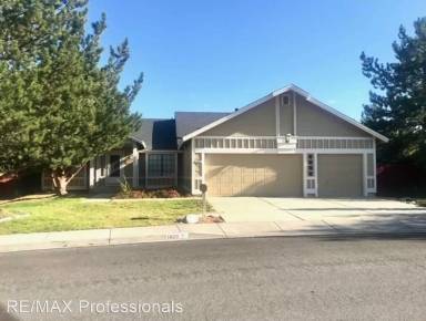 Main picture of 1620 Catherine Way