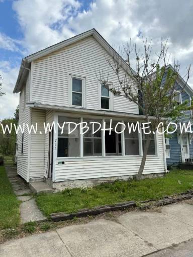Main picture of 726 High St