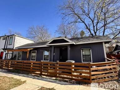 Main picture of 137 Yale Ave