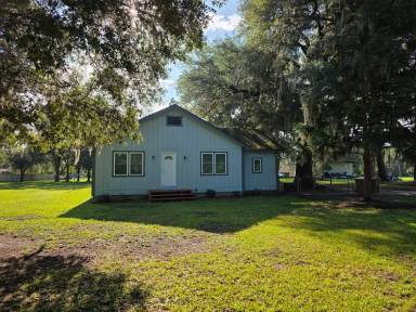 Main picture of 499 Central Ave