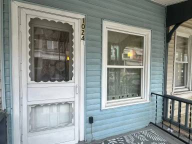 Main picture of 1024 Birch St