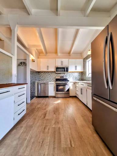 Main picture of 3338 Pepper Tree Ln
