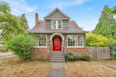 Main picture of 5905 N Minnesota Ave