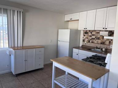 Main picture of 1007 Center Ave