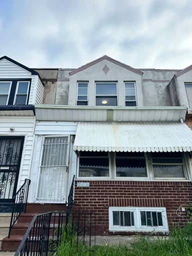 Main picture of 2629 S 70th St