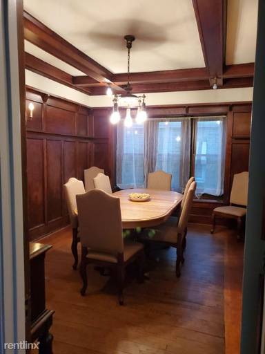 Main picture of 904 Belmont Ave