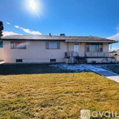 Main picture of 25618 Everett Rd