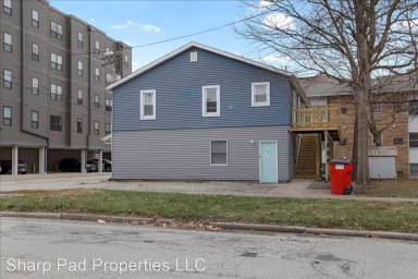 Main picture of 106 S 5th St