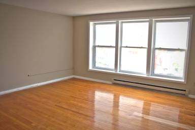 Main picture of 424 N Main St