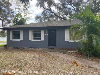 Main picture of 1845 Manor Dr