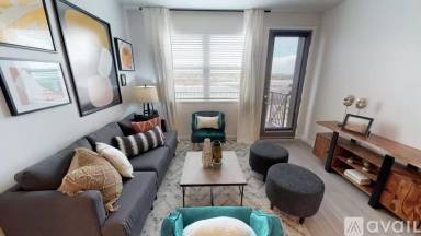 Main picture of 2632 Blake St