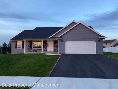 Main picture of 20 Evergreen Way