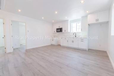 Main picture of 410 E Colden Ave