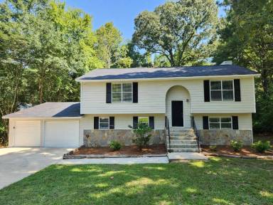Main picture of 2685 West Rd