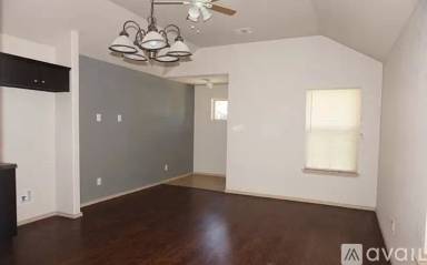 Main picture of 267 Pendleton Ave