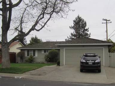 Main picture of 280 Crestview Dr
