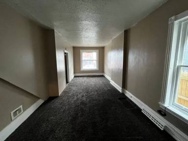 Main picture of 145 Oley St