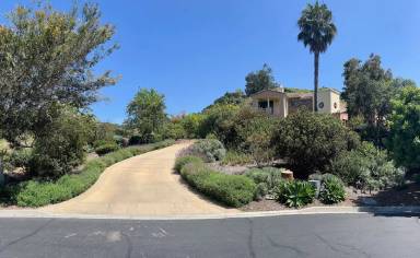 Main picture of 4698 Granada Way