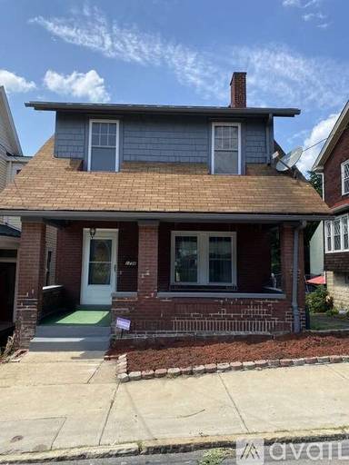 Main picture of 1238 Benton Ave