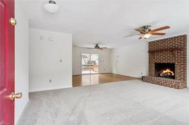 Main picture of 1604 Colonial Ave