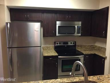 Main picture of 6760 Heritage Grande