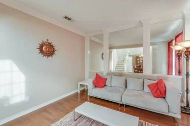 Main picture of 219 Moss Hill Rd