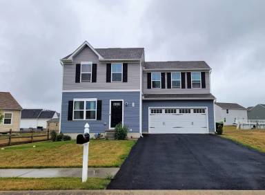 Main picture of 28 Sedimentary Rock Rd