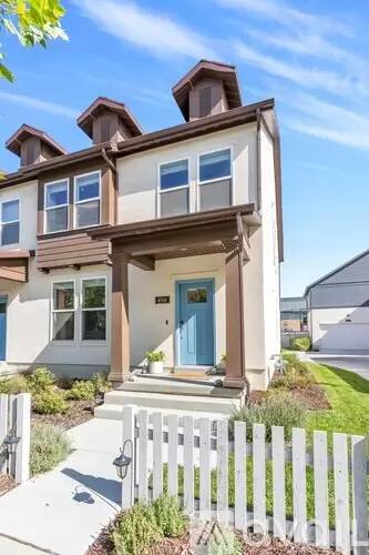 Main picture of 4566 W Harvest Sun Ln