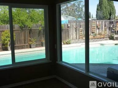 Main picture of 6450 Cleeve Way