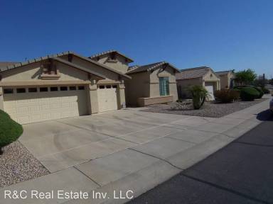 Main picture of 3022 E Buena Vista Dr