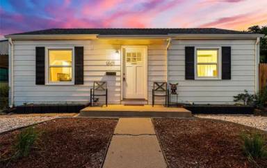 Main picture of 1601 W Hoye Pl