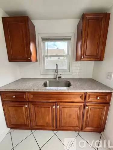Main picture of 41 Alto St