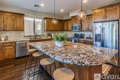 Main picture of 2983 Gallop Ct