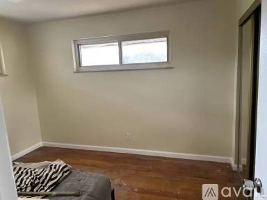 Main picture of 2522 Mercury Ave