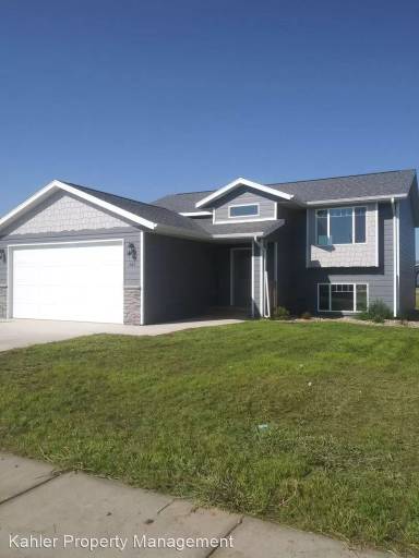 Main picture of 667 Valor Ct
