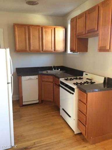 Main picture of 3815-23 N Greenview Ave