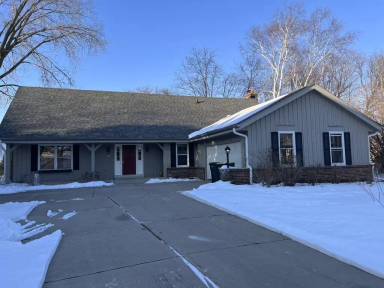 Main picture of 3204 W Chateau Ct