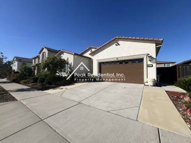 Main picture of 431 Lentini Way