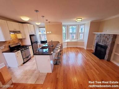 Main picture of 105 E Brookline St