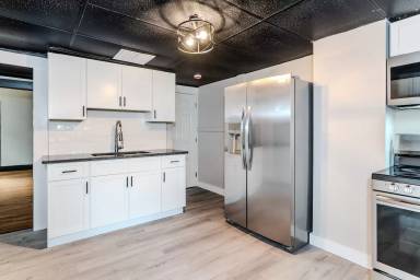 Main picture of 110 Northampton Ave
