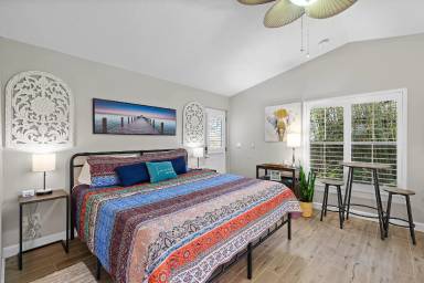 Main picture of 808 Oakwood Ave