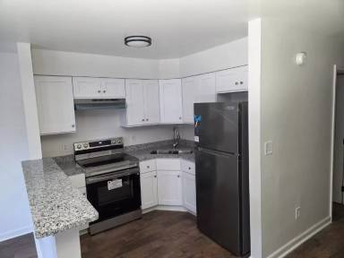 Main picture of 1012 W 36th St