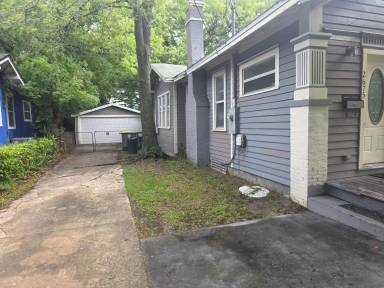 Main picture of 2675 Ernest St