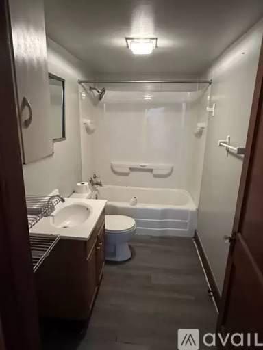 Main picture of 537 Clinton Ave