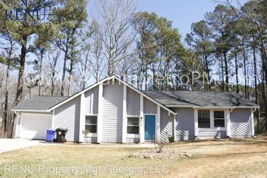 Main picture of 250 Fieldstone Dr