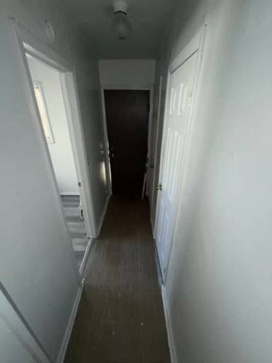 Main picture of 1517 E 256th St