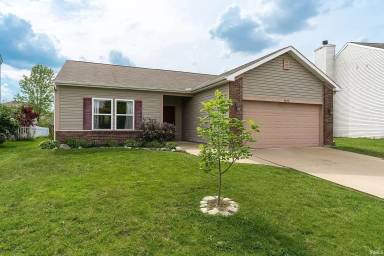 Main picture of 4570 Matthew St