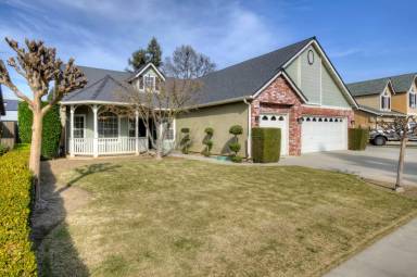 Main picture of 139 Athens Ave