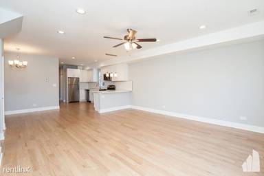 Main picture of 2437 N Ashland Ave